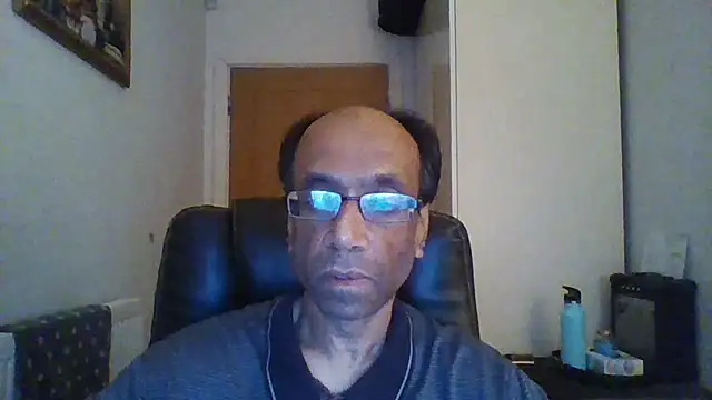 rauncher1 online show from 12/17/25, 09:26