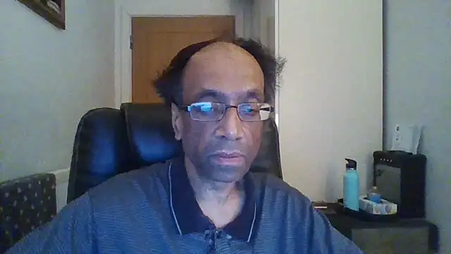 rauncher1 online show from 12/23/25, 12:41