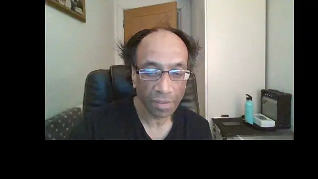 rauncher1 online show from 05/26/26, 07:59