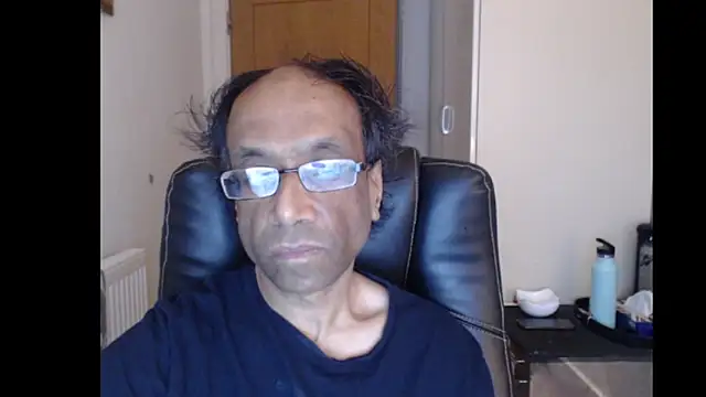rauncher1 online show from 06/05/26, 08:09
