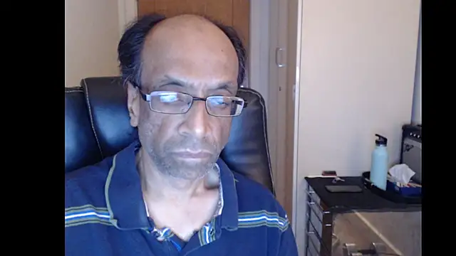 rauncher1 online show from 06/17/26, 09:05