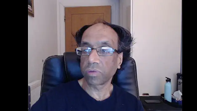rauncher1 online show from 06/24/26, 08:24