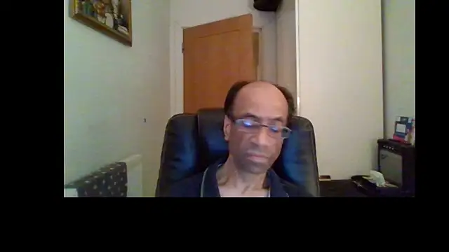 rauncher1 online show from 06/26/26, 09:19