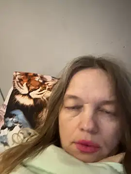 Susanel online show from 12/14/25, 12:43