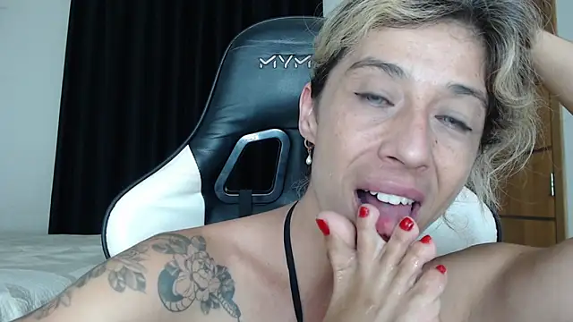 Snapshot of lettylatina@xh chatting on 03/06/25, 06:59 lettylatinaxh online show from 03/06/25, 06:59