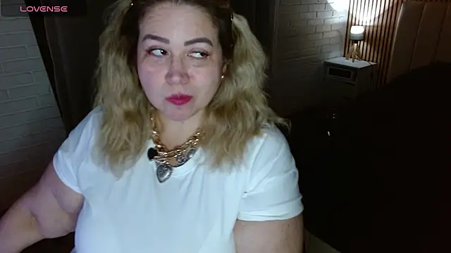 bella savati online show from 04/07/26, 11:59