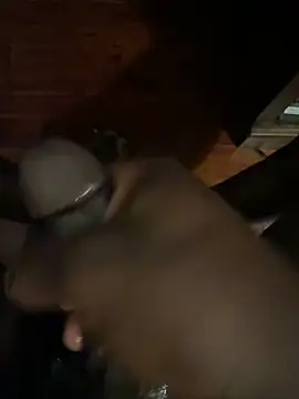 Snapshot of southerncomfort23 chatting on 12/16/24, 08:09 southerncomfort23 online show from 12/16/24, 08:09