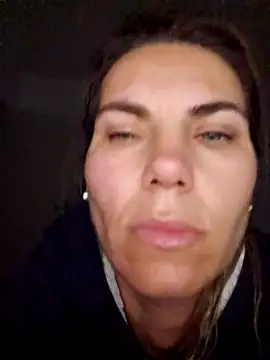 FeliciaKrige online show from 10/15/25, 08:31