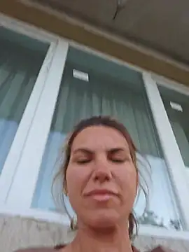 FeliciaKrige online show from 06/16/26, 05:48