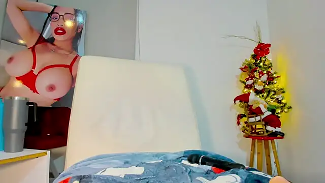 Snapshot of SQUIRTINGQUEEN11 chatting on 12/15/24, 04:51 SQUIRTINGQUEEN11 online show from 12/15/24, 04:51