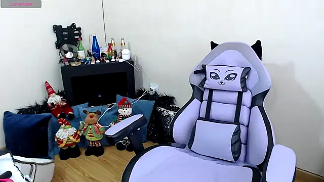 sophialxxx online show from 12/03/25, 07:45