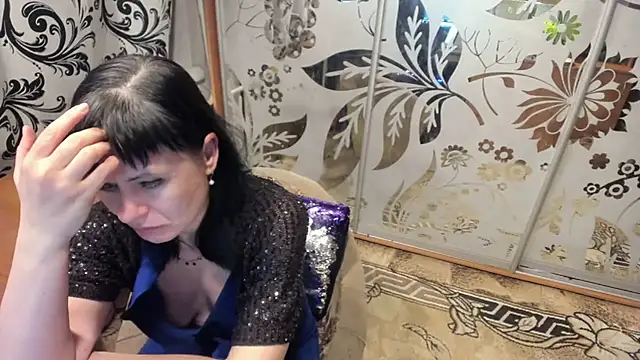 Snapshot of EVILENSA chatting on 03/07/25, 04:44 EVILENSA online show from 03/07/25, 04:44