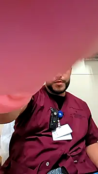 Snapshot of gardy8585 chatting on 12/23/25, 09:07 gardy8585 online show from 12/23/25, 09:07