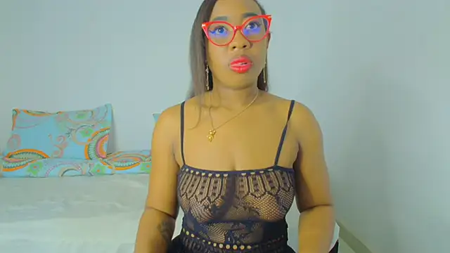 CaseyMoon online show from 06/25/26, 10:53