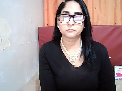 Indiankushy online show from 11/17/25, 04:46