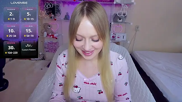 Snapshot of ElinOceanX chatting on 03/07/25, 06:13 ElinOceanX online show from 03/07/25, 06:13