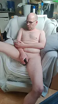 Snapshot of hardcap chatting on 11/10/25, 07:40 hardcap online show from 11/10/25, 07:40