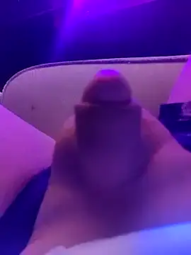 Snapshot of hardcap chatting on 02/17/26, 12:51 hardcap online show from 02/17/26, 12:51