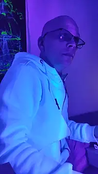 Snapshot of hardcap chatting on 02/25/26, 03:49 hardcap online show from 02/25/26, 03:49