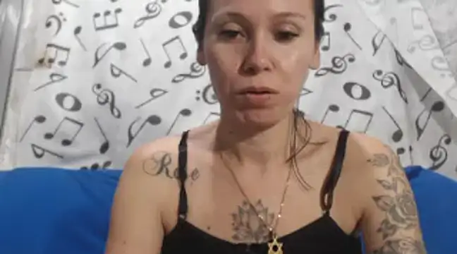 Snapshot of Venusluxodomme chatting on 02/22/25, 03:12 Venusluxodomme online show from 02/22/25, 03:12