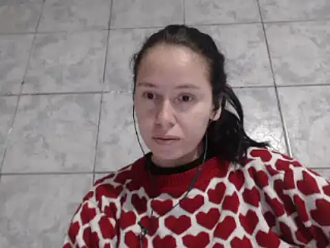 Snapshot of Venusluxodomme chatting on 09/19/25, 06:48 Venusluxodomme online show from 09/19/25, 06:48