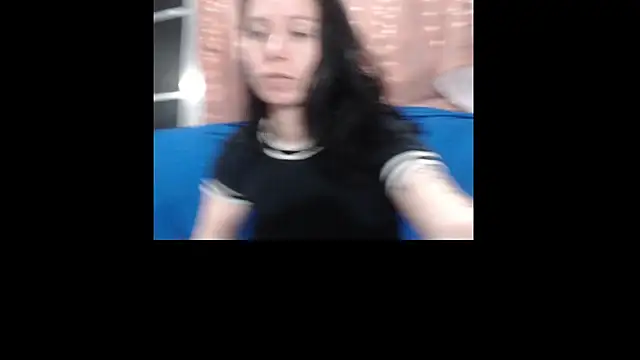 Venusluxodomme online show from 05/10/26, 04:06