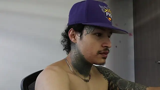 trieone online show from 09/24/25, 05:16