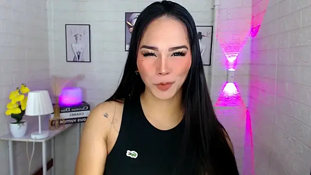 Snapshot of urnaughtydolly69 chatting on 09/17/25, 06:53 urnaughtydolly69 online show from 09/17/25, 06:53