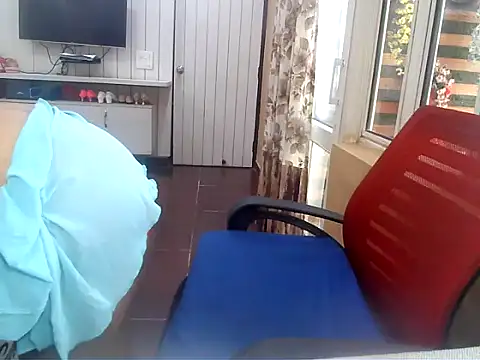 Snapshot of yourradhika chatting on 12/16/25, 08:30 yourradhika online show from 12/16/25, 08:30