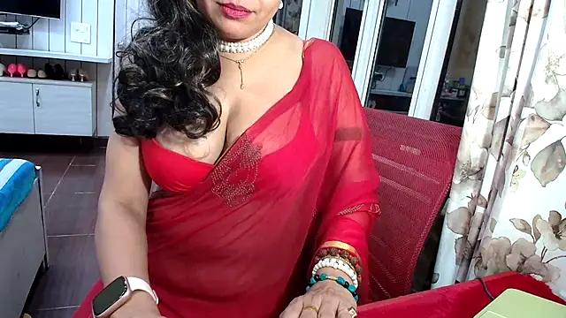 yourradhika online show from 06/23/26, 08:51