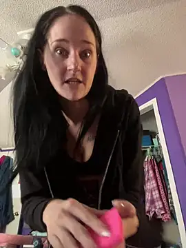 lolabunny9 online show from 12/28/24, 05:35