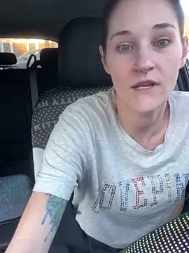 lolabunny9 online show from 01/29/25, 01:07