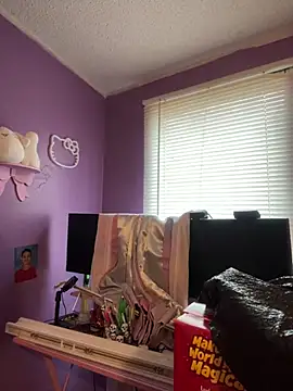 lolabunny9 online show from 02/08/25, 09:46