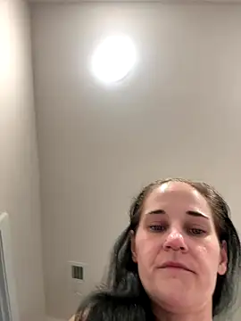 lolabunny9 online show from 09/09/25, 04:50