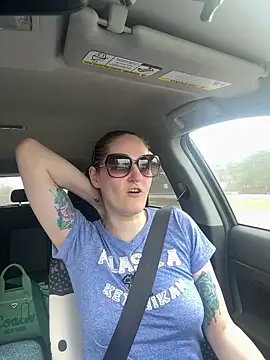 Snapshot of lolabunny9 chatting on 02/27/26, 04:51 lolabunny9 online show from 02/27/26, 04:51