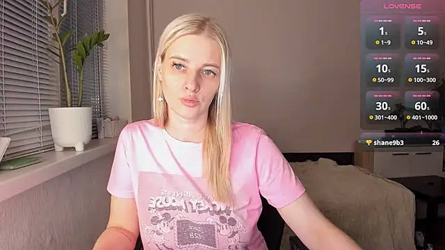 Snapshot of HILT_ON chatting on 02/27/25, 12:23 HILT ON online show from 02/27/25, 12:23