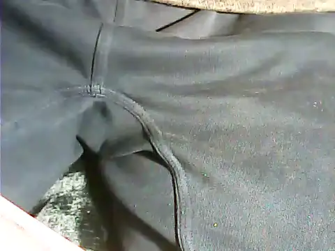 Snapshot of kalinixta chatting on 09/14/25, 04:28 kalinixta online show from 09/14/25, 04:28