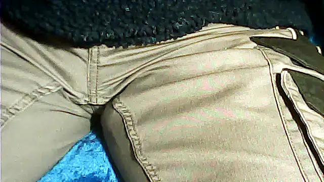 Snapshot of kalinixta chatting on 10/04/25, 02:26 kalinixta online show from 10/04/25, 02:26