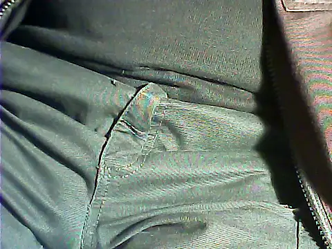 Snapshot of kalinixta chatting on 10/21/25, 04:30 kalinixta online show from 10/21/25, 04:30