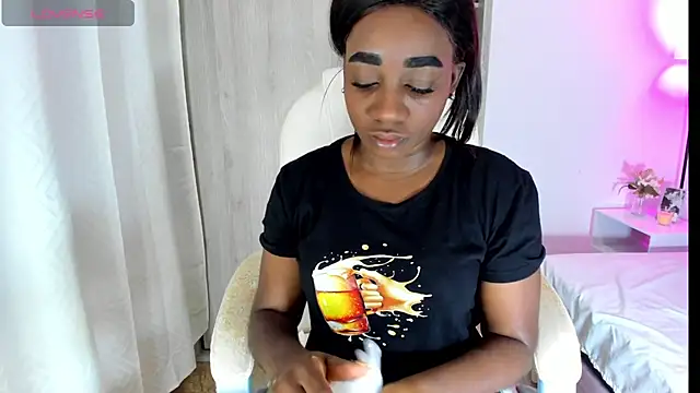 cristaaalclocks1 online show from 07/25/26, 01:19