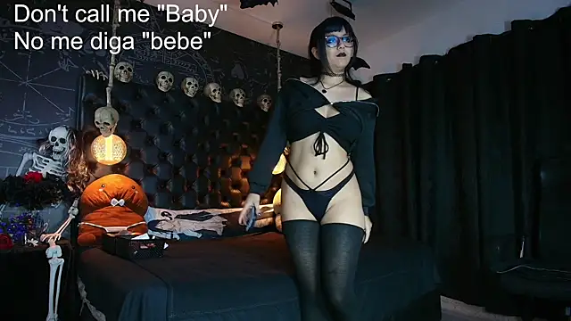 AlexHoe  online show from 06/15/26, 06:54