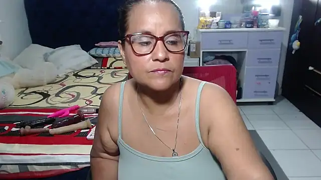 pervert mommy  online show from 04/29/26, 10:08