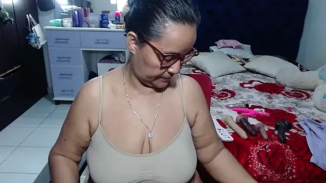 pervert mommy  online show from 06/13/26, 10:57