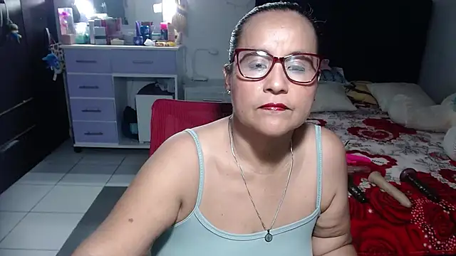 pervert mommy  online show from 06/15/26, 09:44