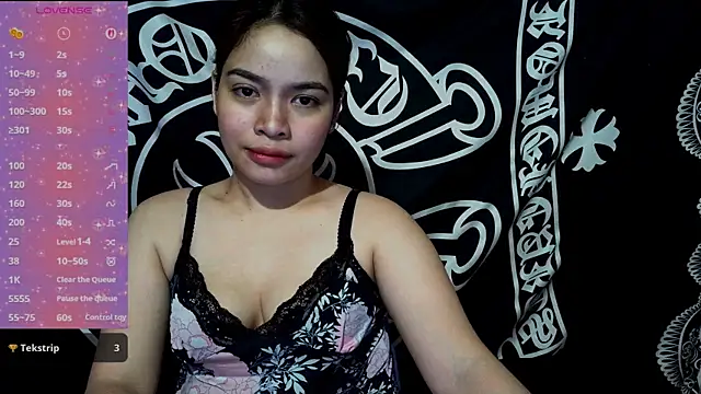 Snapshot of _preciousmoira_ chatting on 06/30/26, 01:17 preciousmoira online show from 06/30/26, 01:17