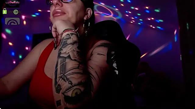 SonyaDevon online show from 05/16/26, 02:52