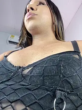 Snapshot of cristal_0381 chatting on 03/09/25, 10:52 cristal 0381 online show from 03/09/25, 10:52