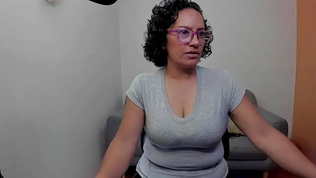 scarlet wet online show from 06/03/26, 11:32