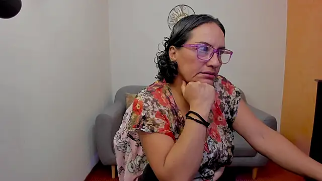 scarlet wet online show from 06/11/26, 11:36