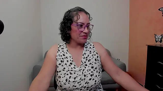 scarlet wet online show from 06/19/26, 11:41